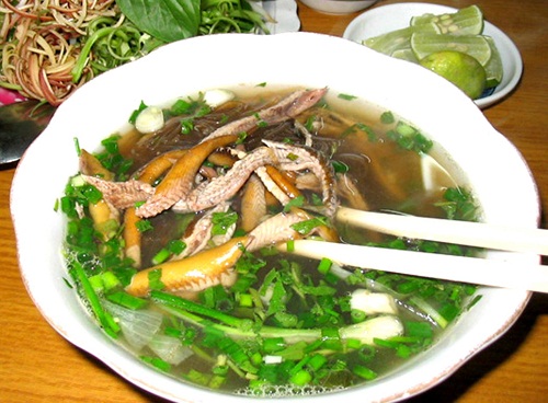 Lễ Hội Đền Trần Thương (Phát Lương Đức Thánh Trần), Di Sản Hát Dậm Quyển Sơn & Top Lễ Hội Đặc Sắc Nhất Thu Hút Khách Thập Phương